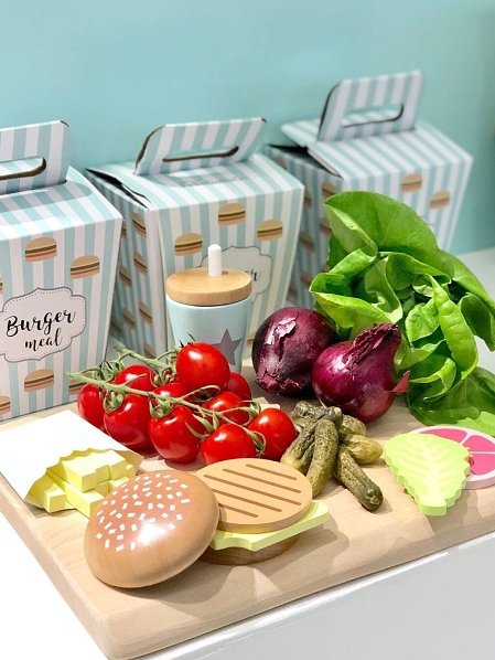 JABADABADO Ξύλινο πακέτο με γεύμα Burger