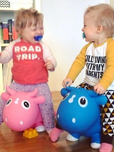 KIDZZFARM Φουσκωτή Μπλε Αγελάδα Bella the Cow Junior