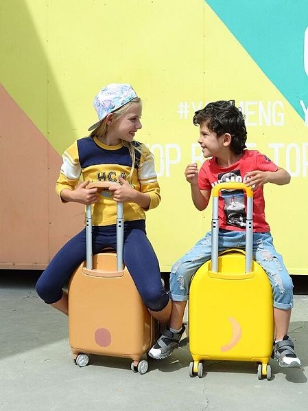 ΒΑΛΙΤΣΑ ΖΩΗΡΟΣ ΣΚΥΛΟΣ TRAVEL BUDDIES