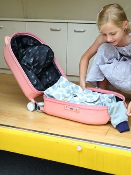 ΒΑΛΙΤΣΑ ΖΩΗΡΟΣ ΣΚΥΛΟΣ TRAVEL BUDDIES