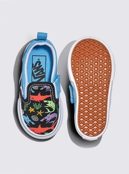Βρεφικά Παπούτσια Vans Slip On Glow Sharks για Αγόρια Blue (Μεγέθη 20-26)