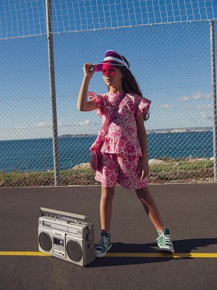 Rοζ σορτσάκι με φλοράλ print για κορίτσια