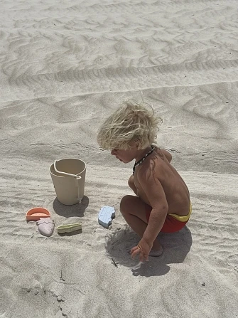 SUNNYLIFE Σετ Παιδικό Κουβαδάκι & Παιχνίδια Παραλίας Apple Sorbet Multi