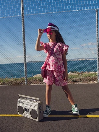 Rοζ σορτσάκι με φλοράλ print για κορίτσια